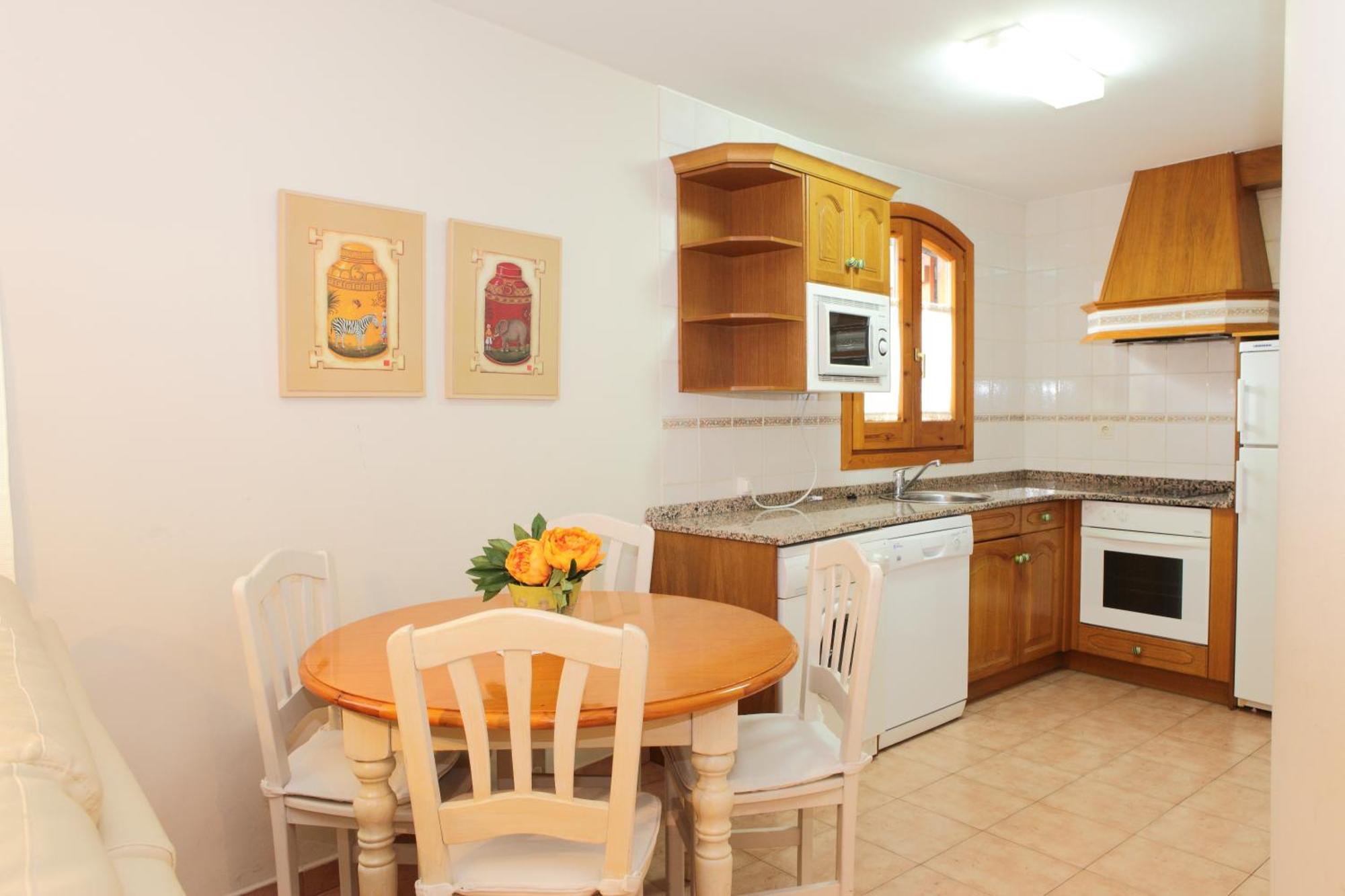 Apartamentos Alba Casa Alquesera Sahun Luaran gambar