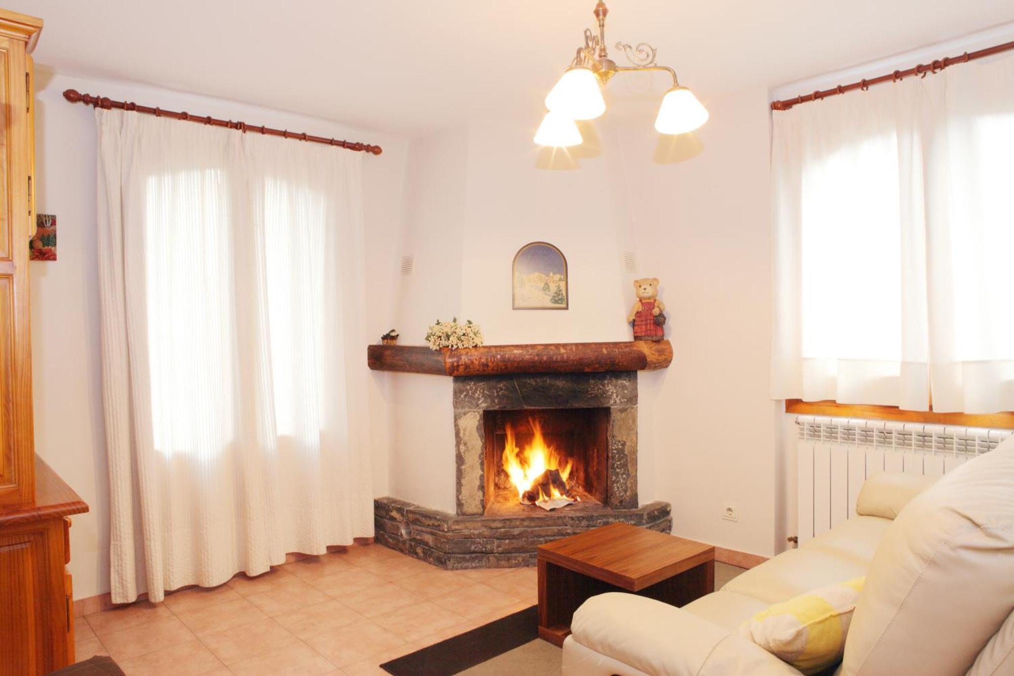 Apartamentos Alba Casa Alquesera Sahun Luaran gambar