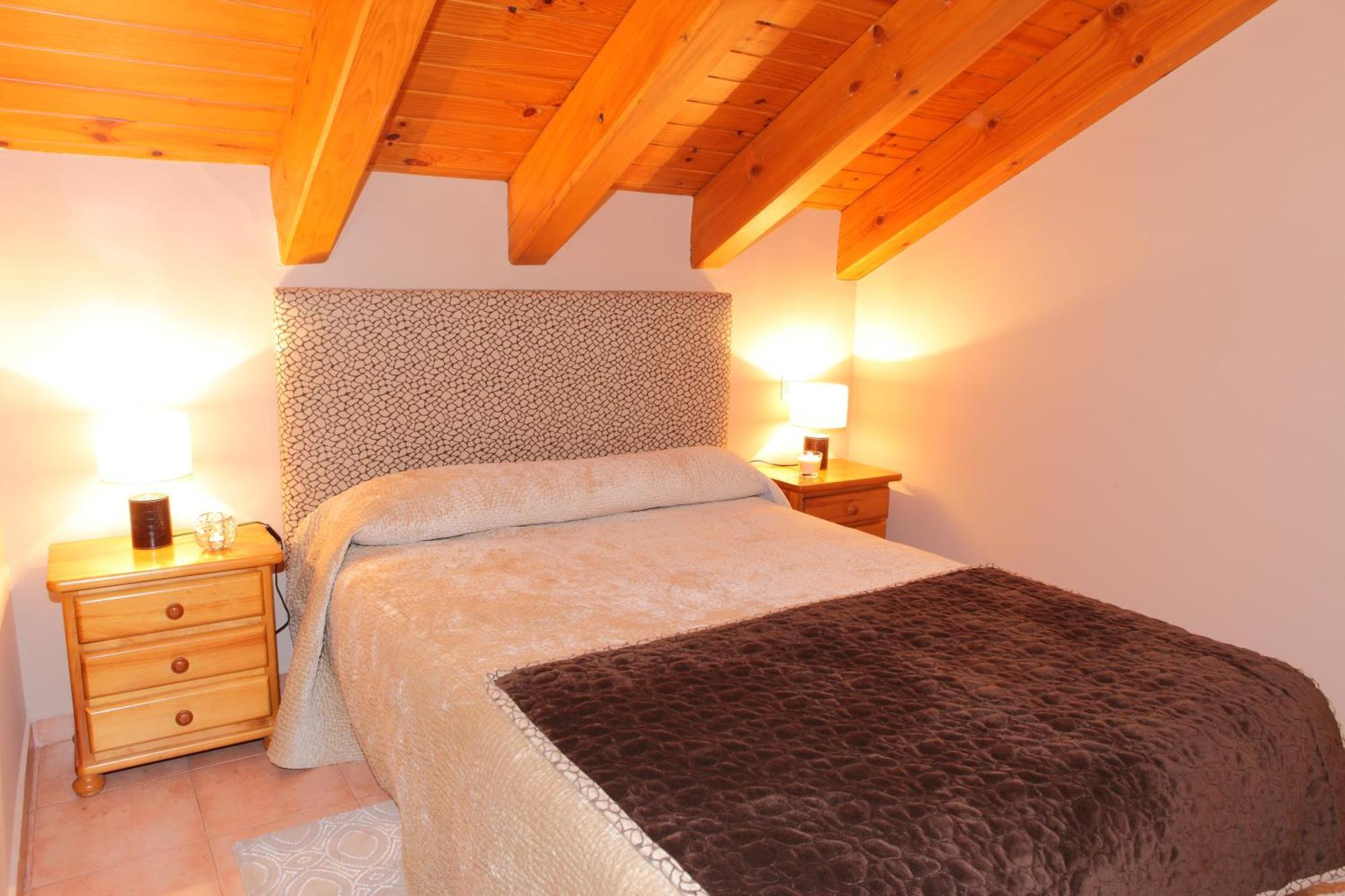 Apartamentos Alba Casa Alquesera Sahun Luaran gambar